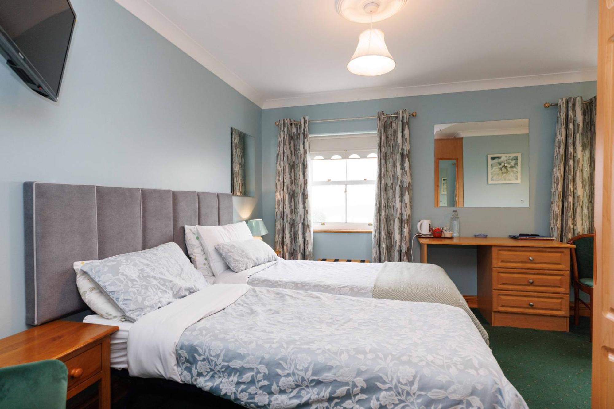 Scarriff  Clareville House B&B מראה חיצוני תמונה